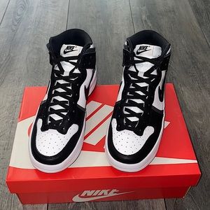 WMNS NIKE DUNK HIGH‘PANDA’
